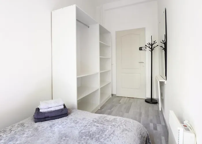 Buda Centre Homes By The Allee Shopping Mall * Budapeszt
