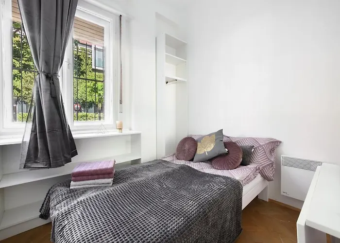 Guest house Buda Centre Homes By The Allee Shopping Mall Budapest