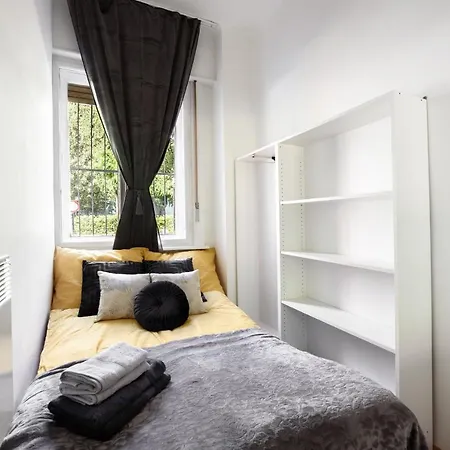 Buda Centre Homes By The Allee Shopping Mall * Budapest